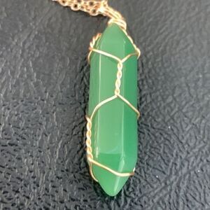 Hexagonal Green Stone Pendant Necklace in Gold Tone - Grounding Energy